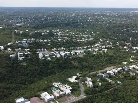 Casa en Venta con 4 cocheras