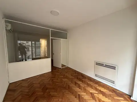 Oficina en Venta 60 años