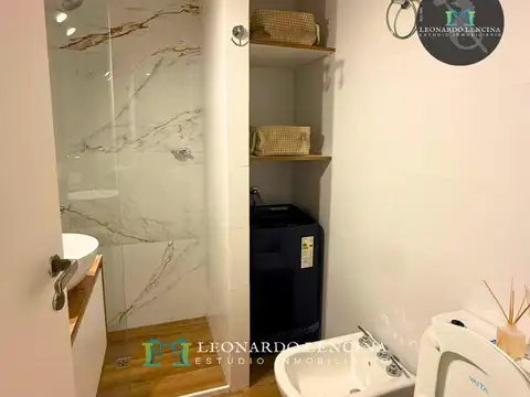 Almirante Brown 1700, Piso 4