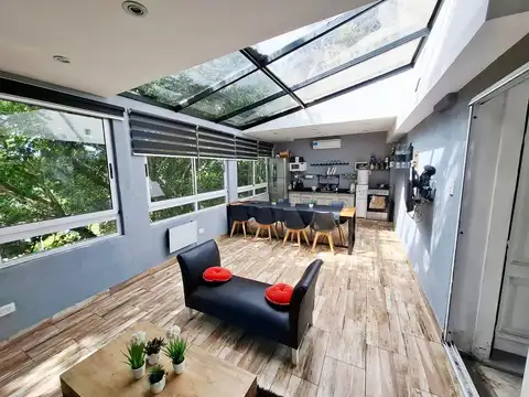 Venta de Casa Lote Prop. Terraza Quincho Parrilla - Caballit