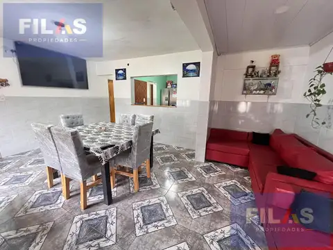 Casa en Venta con 5 cocheras