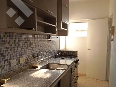 Departamento 4 ambientes con 1 baño