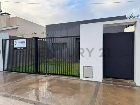 Azcuenaga 500, Piso 0