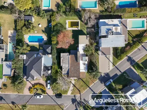 Casa en Venta de 4 dormitorios