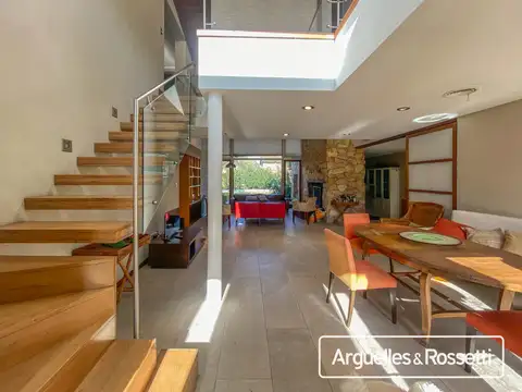 Casa en Venta en Funes, USD 590.000