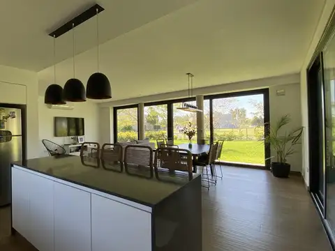 Casa en Alquiler A Estrenar