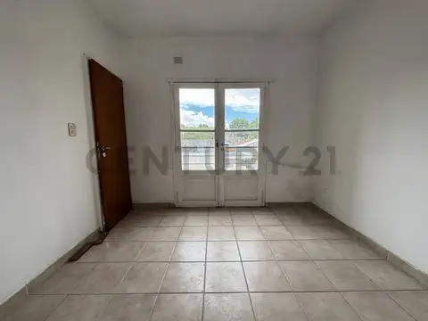 Zapiola 100, Piso UF 2