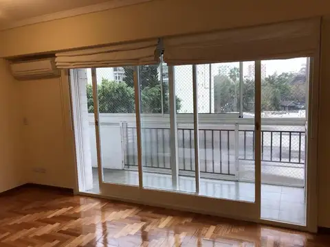 VENTA DE CUATRO AMB BELGRANO EXC AMPLIO, LUMINOSO  COCHERA 