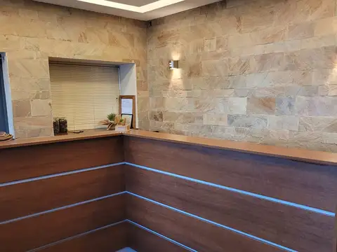 EXCELENTE Fabrica/Galpón con oficinas en 3 lotes integrados. Ex E3 ACTUALES 1340 M2  sobre 826 m2 de terreno