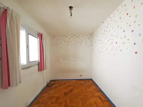 Depto Tipo Casa en Venta 40 años