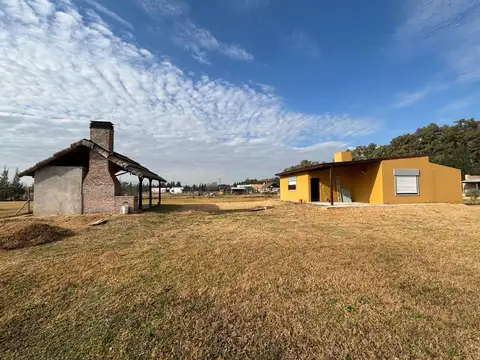 Venta Casa tres ambientes en Chacras de Villars