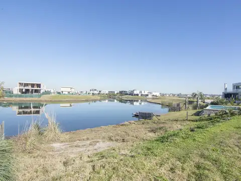 Terreno en Venta de 884,0 m2