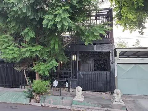 Casa en venta en B° Decavial, Godooy Cruz