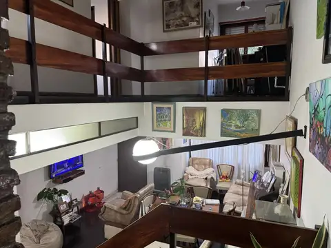 Depto Tipo Casa en Venta con 1 cocheras