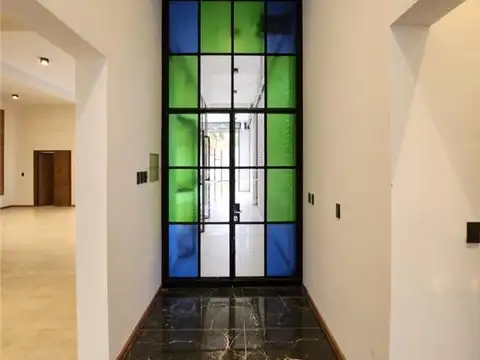 Local en Venta en Rivadavia, USD 260.000