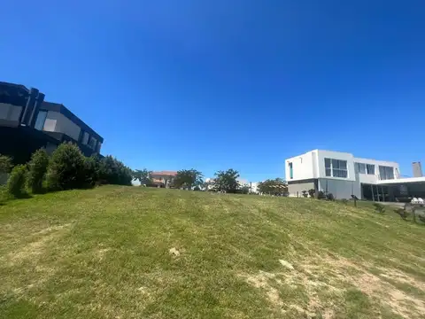 Puertos Avenida Los Lagos, Belen Escobar