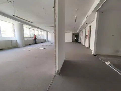 Oficina en Alquiler al Noreste