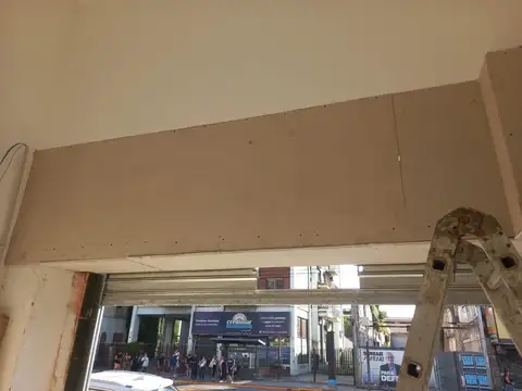 Local a la calle, céntrico