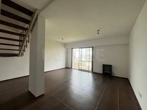 Departamento en Alquiler en Coghlan, $ 1.500.000