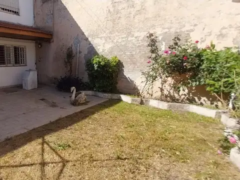 CASA 4 AMBIENTES VENTA APTA CREDITO TEMPERLEY