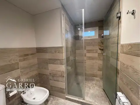 Casa en Alquiler Temporal con 1 cochera