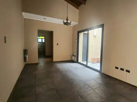 Casa en Alquiler 60 años