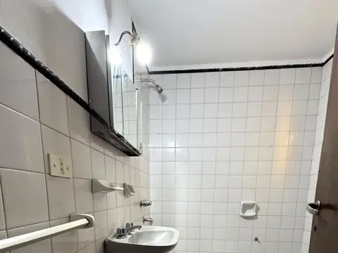 Depto Tipo Casa 2 ambientes con 1 baño
