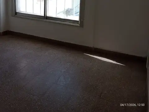 Salta 100, Piso 1