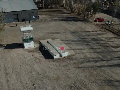 Galpon en Alquiler 130  mts Fondo