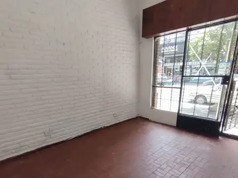 Local en Alquiler en Lanus Este, $ 450.000