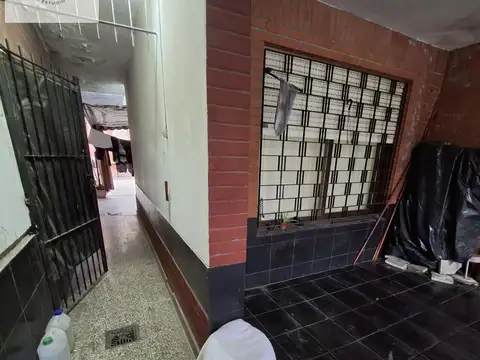 Casa 7 ambientes con 3 baños