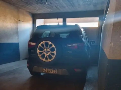 COCHERA EN VENTA LA PLATA 47 Y 1 CUBIERTA