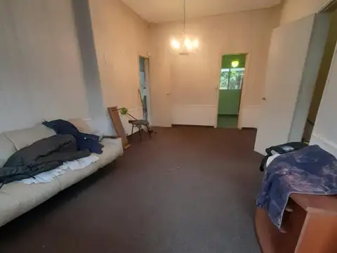 Depto Tipo Casa en Alquiler con 1 cocheras