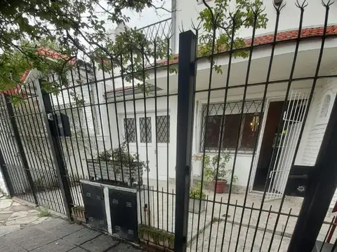 Julian Navarro 1700