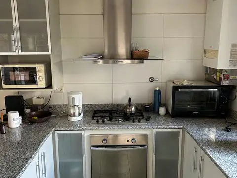 Casa 7 ambientes con 4 baños