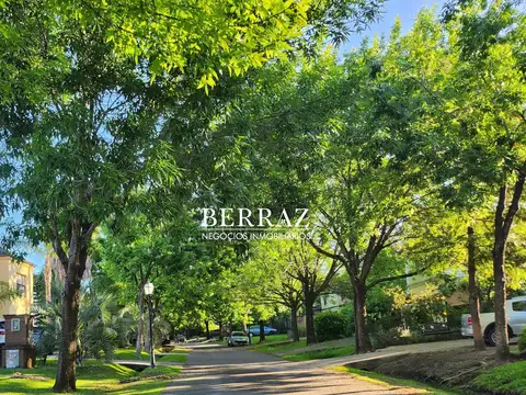 Lote en Venta 1072 m2 Barrio Los Jazmines, Pilar del Este