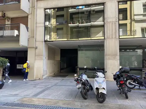 Oficina en Alquiler en Retiro, USD 1.300