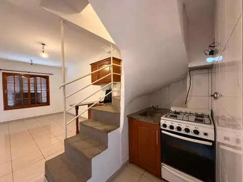 Calle 21 entre 59 y 60 1300