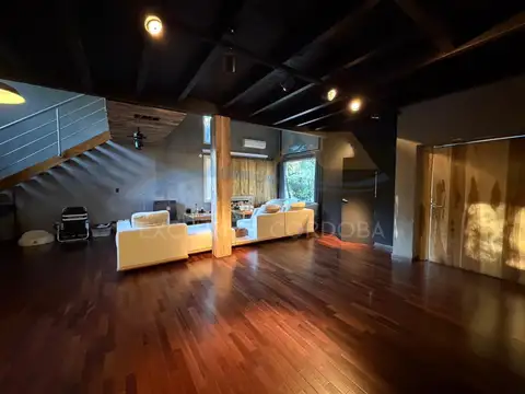 Casa en Alquiler en Lomas de los Carolinos, USD 3.000