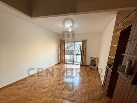Sarmiento 4100, Piso 0