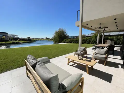 Casa en Venta al Noreste