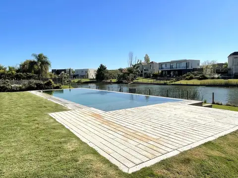 Casa en Venta en El Cantón - Barrio Islas, USD 468.000