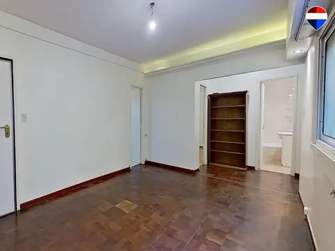 Luis Maria Campos 700