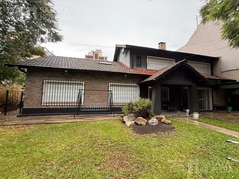 Casa en Olivos en venta 7 ambientes
