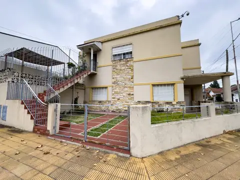 Venta de Ph de tres ambientes en Haedo Norte Apto Credito