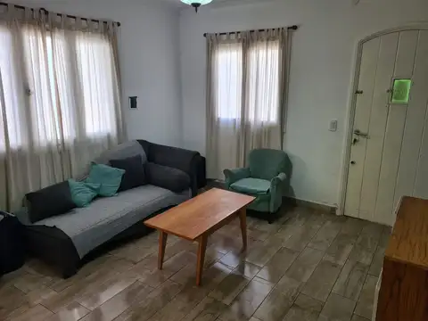 Depto Tipo Casa en Venta de 3 ambientes
