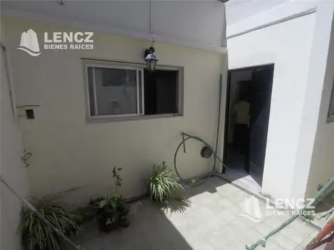 DEPTO 2 AMB PH AL FONDO- SIN EXP.- A 8 CUADRAS PEATONAL RIVADAVIA -QUILMES