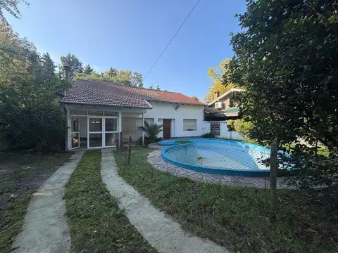 CASA EN GONNET - LA PLATA