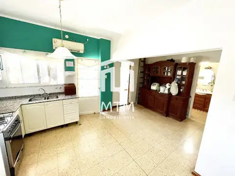Casa 4 ambientes con 1 baño