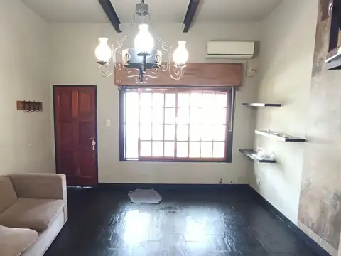 Depto Tipo Casa en Venta de 2 dormitorios